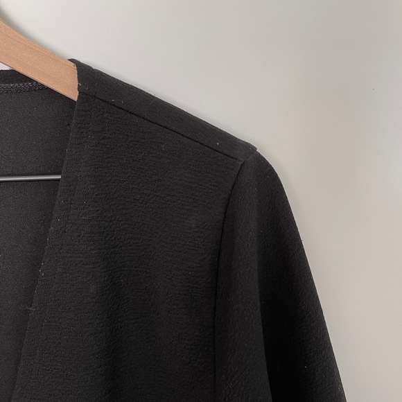 Madewell Texture & Thread Crepe Wrap Top Blouse Size Medium - Picture 4 of 7